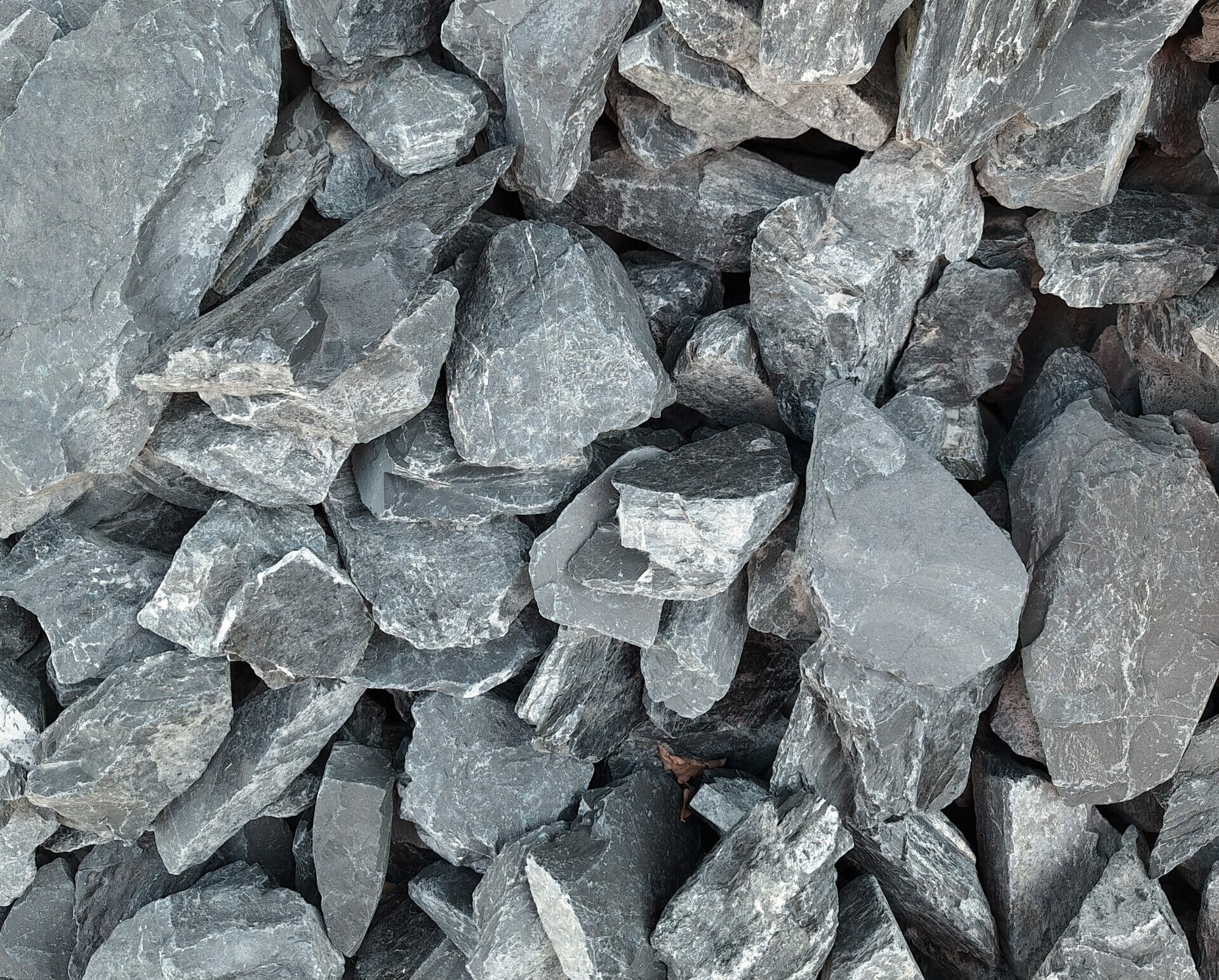 Pierre à gabion 80-110 gris bleu